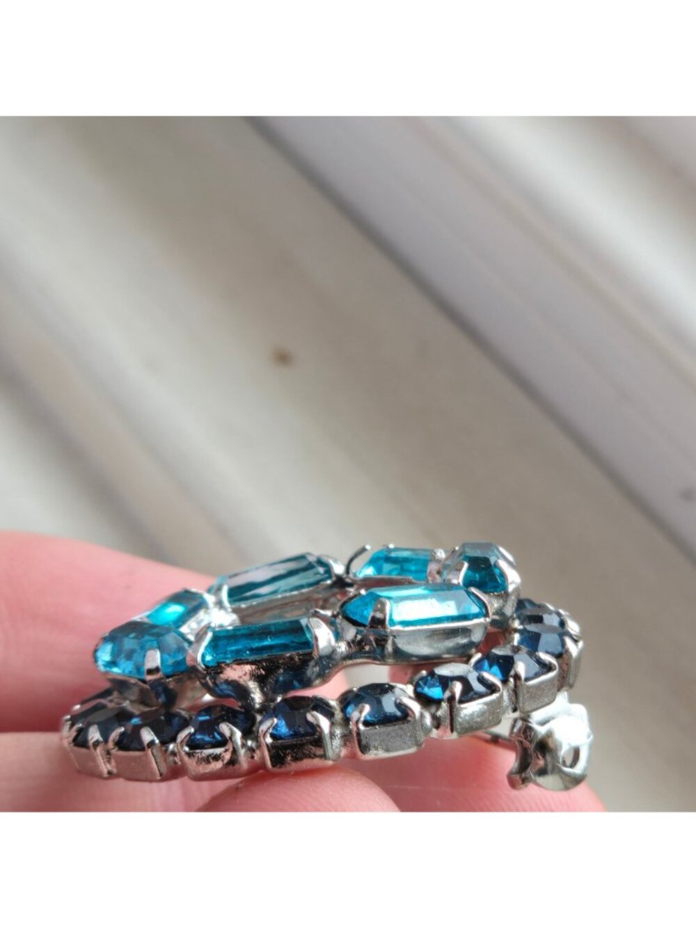Vintage Brooch Aqua Baguette & Dark Blue Rhinestones Mid-Century Jewelry Costume - Picture 5 of 11